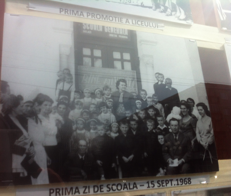 expozitie foto urlati