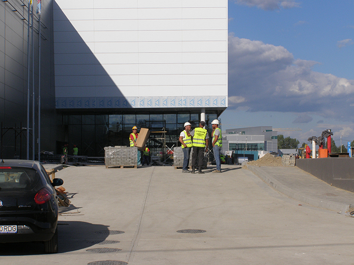 fotografii noi mall afi palace ploiesti