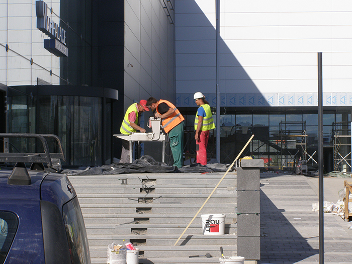 fotografii noi mall afi palace ploiesti