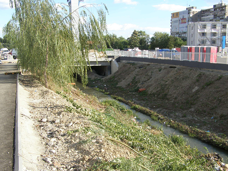 fotografii noi mall afi palace ploiesti