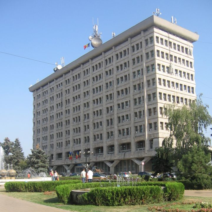 Situaţie critică la Primăria Ploieşti. surse din instituţie au declarat pentru observatorulph.ro că Ministerul Dezvoltării a suspendat plăţile din fondurile europene pentru modernizarea liniilor de tramvai. Situaţie critică la Primăria Ploieşti. surse din instituţie au declarat pentru observatorulph.ro că Ministerul Dezvoltării a suspendat plăţile din fondurile europene pentru modernizarea liniilor de tramvai.