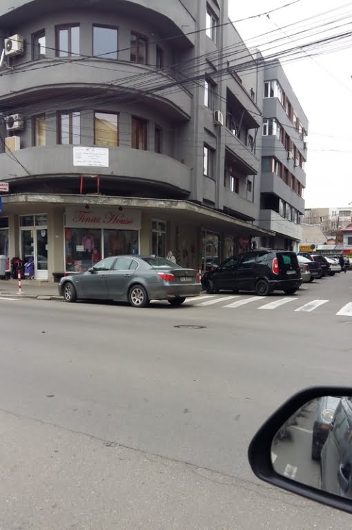 image2.jpg