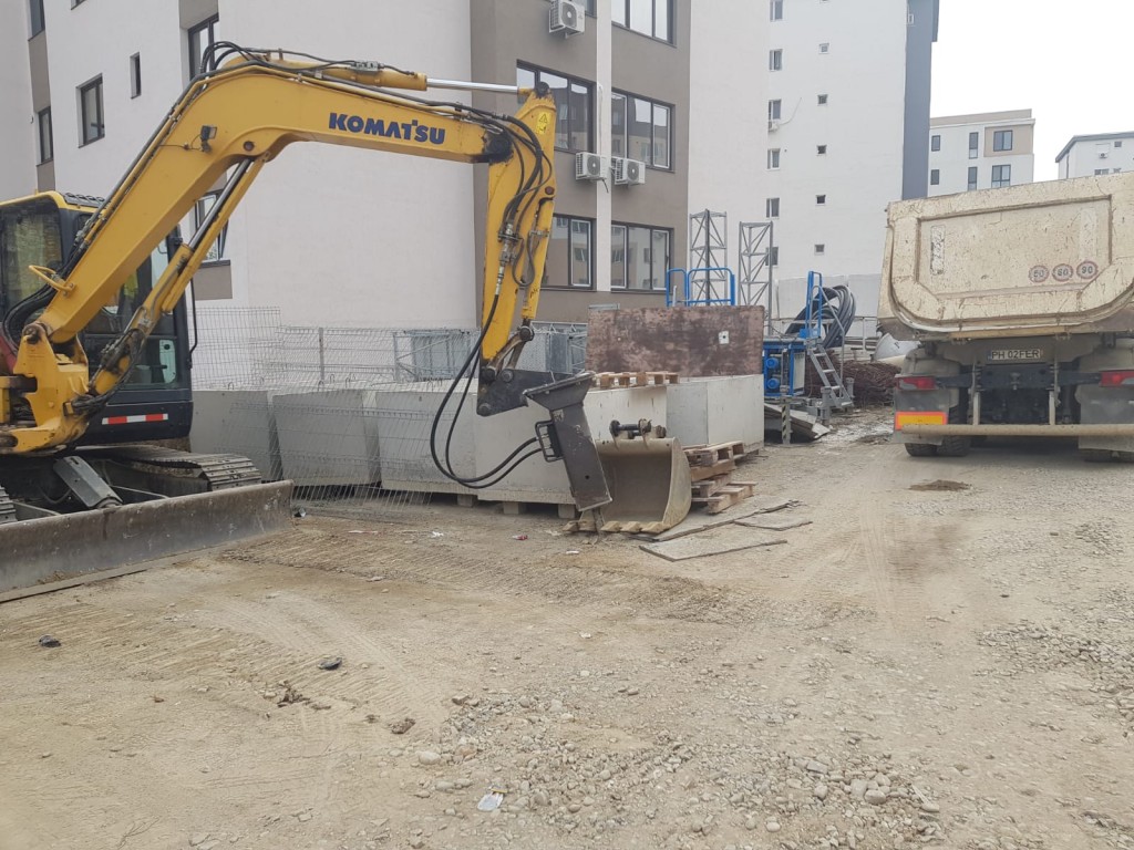 b4422816-a0d2-4f6b-ad9a-1e7b6e2800ce.jpg