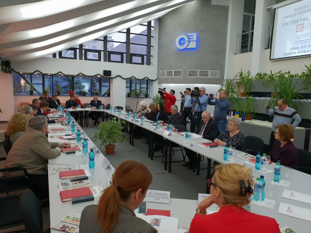 WhatsApp Image 2018-12-12 at 09.25.17 (2).jpeg