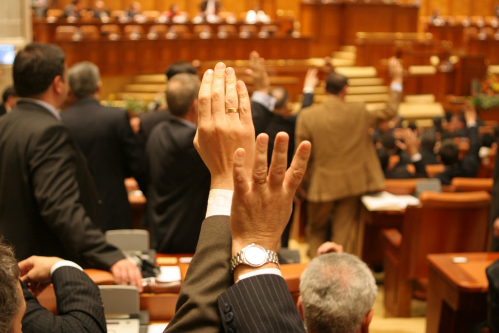 vot_surpriza_in_camera_deputatilor_oug_55_a_picat.jpg