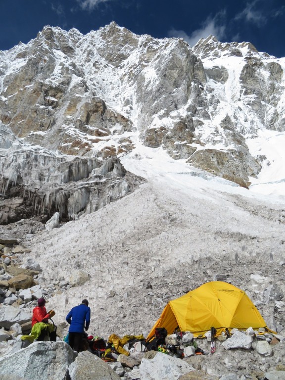 2Pumori- ABC-5700 m.JPG