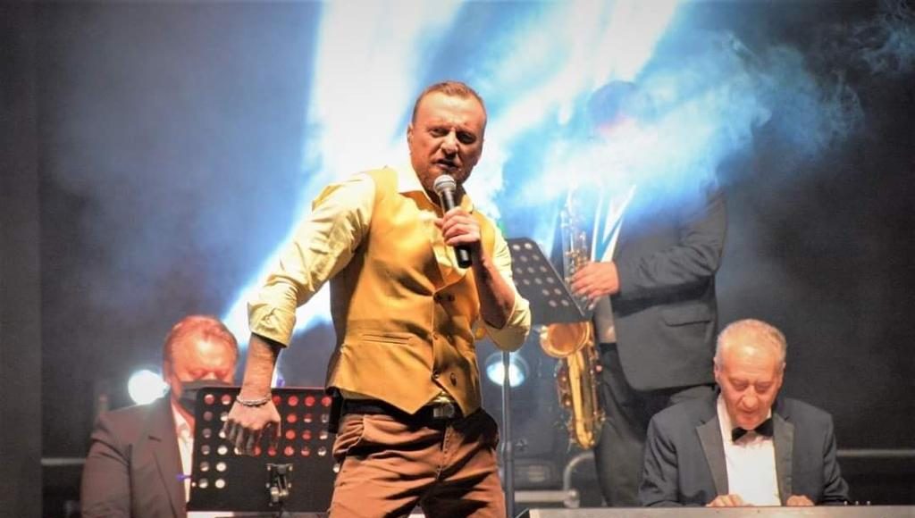 Romeo Zaharia, scena, solist vocal