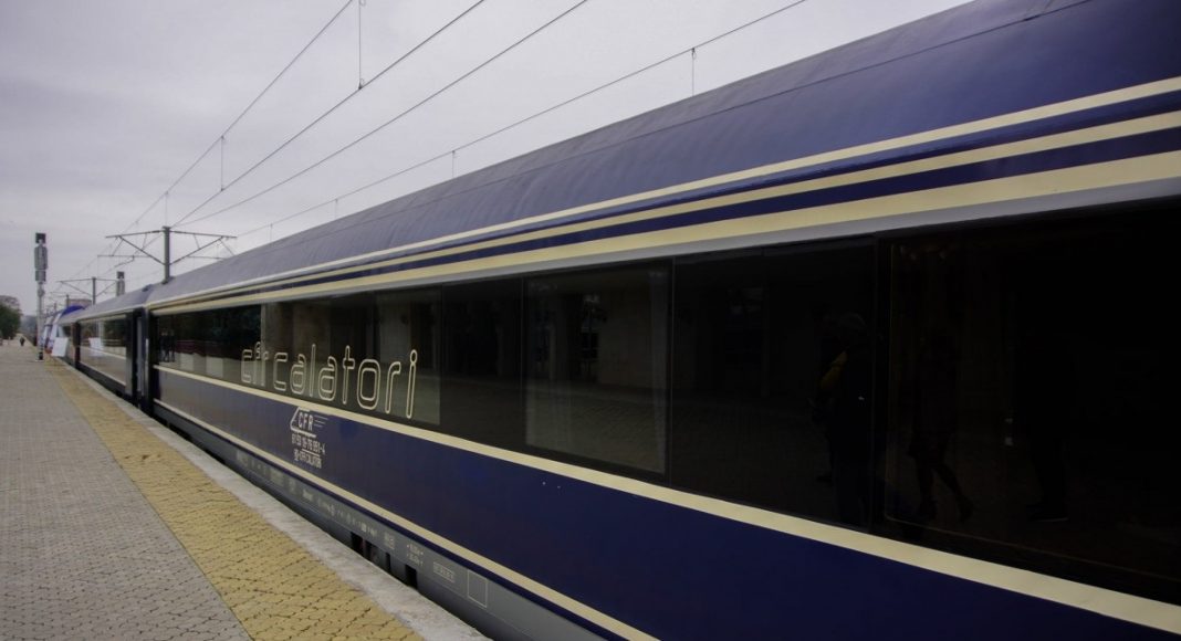 tren cfr calatori