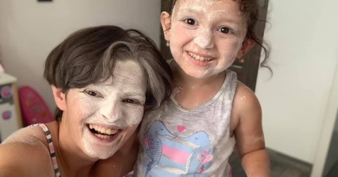 Denisa Moise, Kate, Kate and Mommy, interviu, canal de youtube, Ploiesti Denisa Moise, Kate, Kate and Mommy, interviu, canal de youtube, Ploiesti