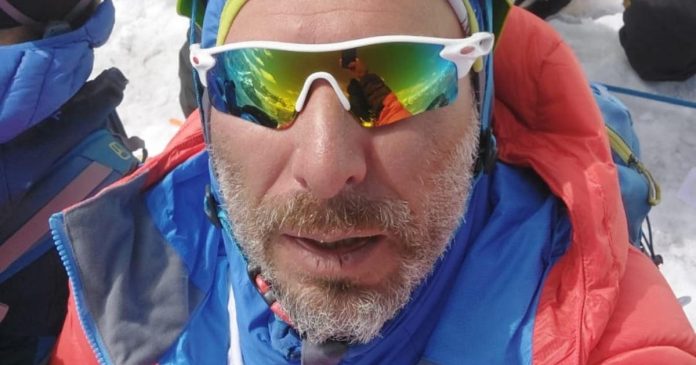 jurnal din Himalaya, obiectiv atins, Cristi Minculescu, Island Peak, 6200 m, Câmpina, ghid montan