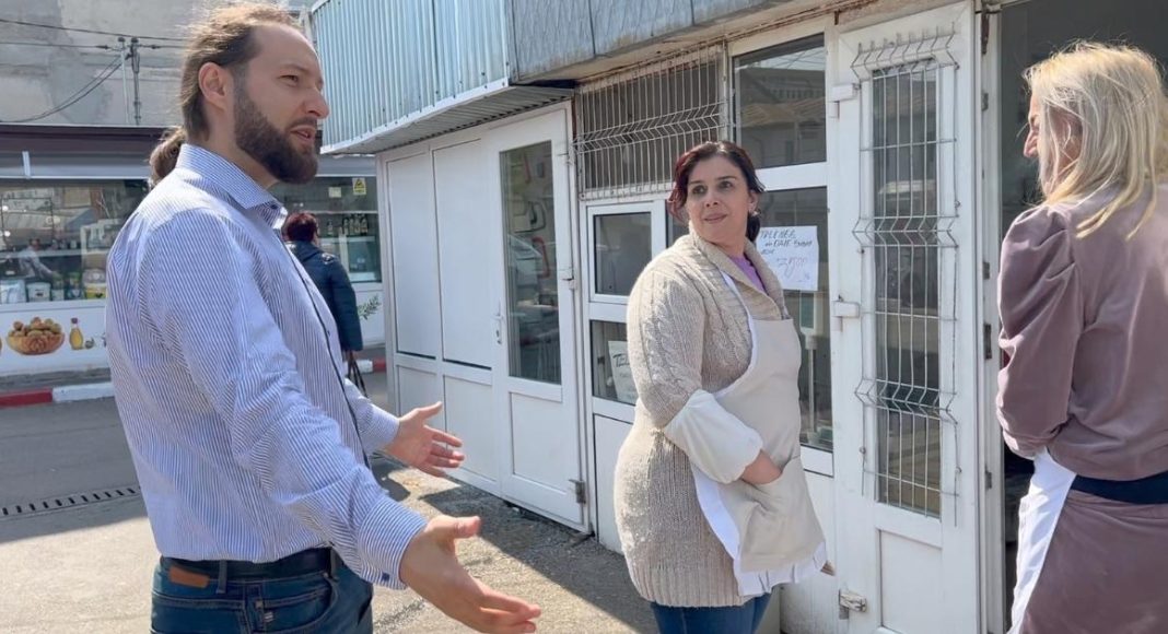 reportaj, prețuri, Piața Halelor Centrale, carne de miel, carne de porc, mesaj pentru guvernanți, salarii guvernanți