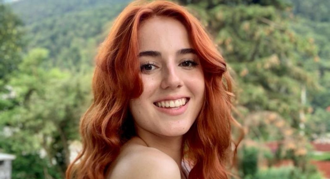 Bianca Bucur, elevă, limba turcă, interviu, medalie de aur, Colegiul Național Mihai Viteazul, Ploiești, cover