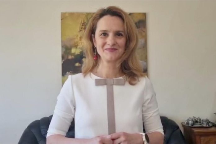 Dana Volosevici, campanie educație, mesaj susținere, profesor, avocat, video, spune pe bune, Generația lui John, Prahova