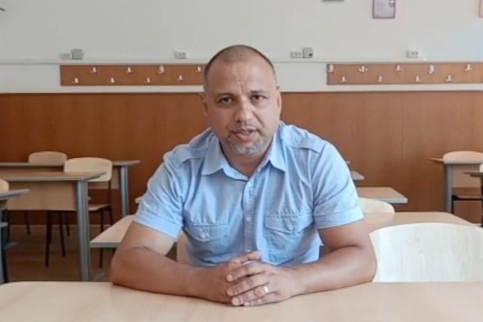Răzvan Macovei, mesaj educație, mesaj susținere, libertate, putere, stimă de sine, Liceul Tehnologic și de Servicii Victor Slăvescu, Ploiești, campanie educație, Prahova