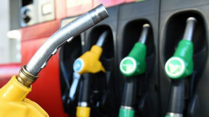 Stație carburanți
