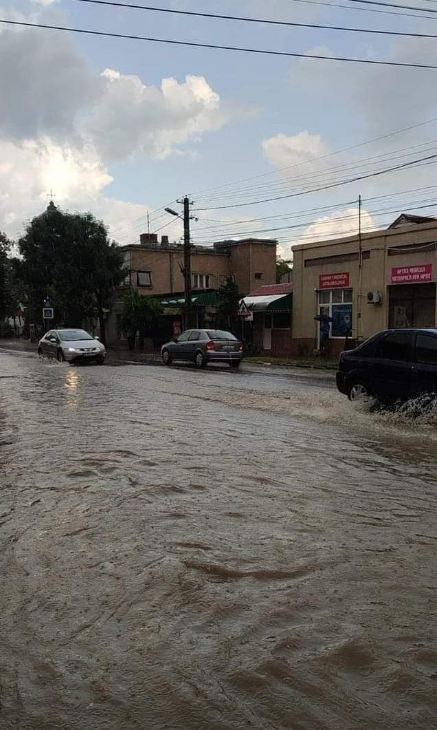 inundație, Mizil, ploaie torențială