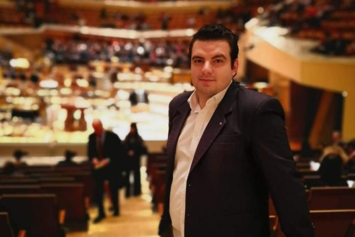 Vlad Mateescu Vlad Mateescu