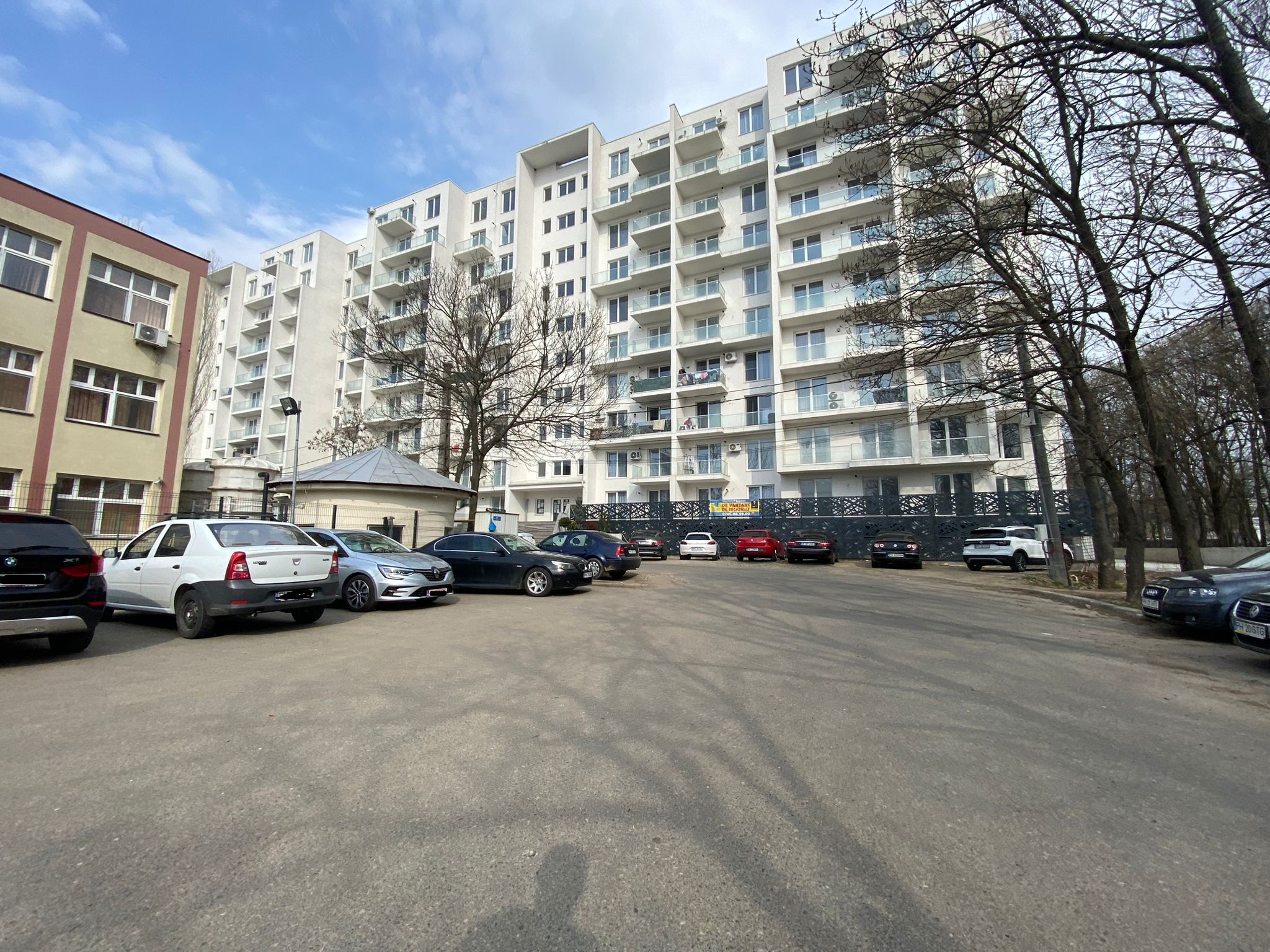 Descinderi lPJ Ph pentru un bloc posibil construit ilegal în Ploiești