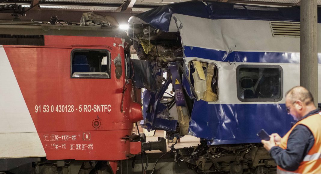 accident tren galati