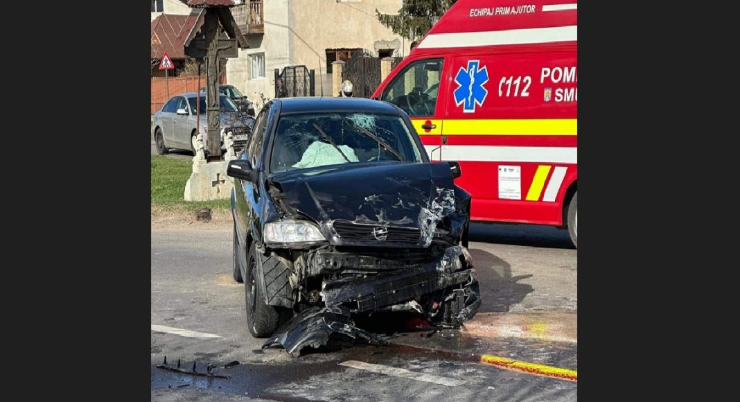 masina implicata in accident