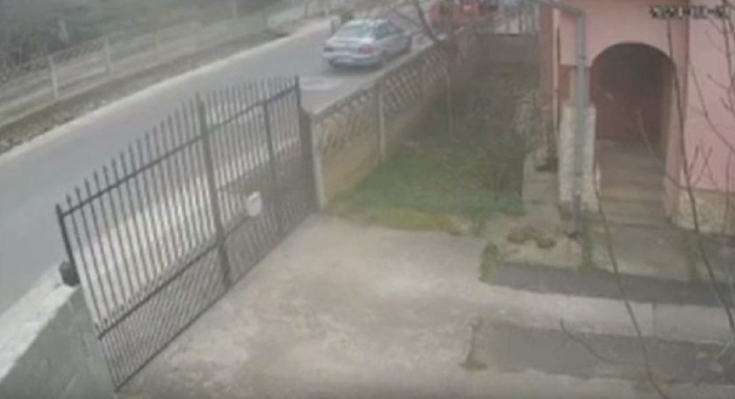 sofer batut in trafic mers prea incet