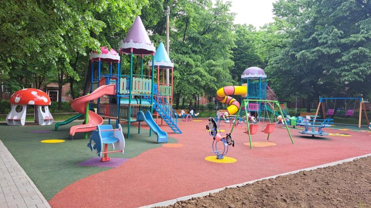 lucrari reabilitare parc eminescu ploiesti