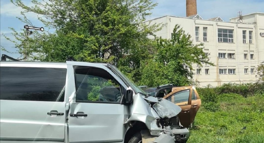 masini accident blejoi