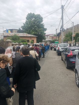oameni vizita preafericitul daniel