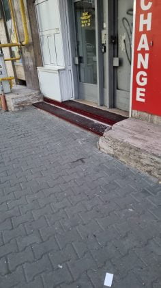 tartan pe trotuarele Ploieștiului