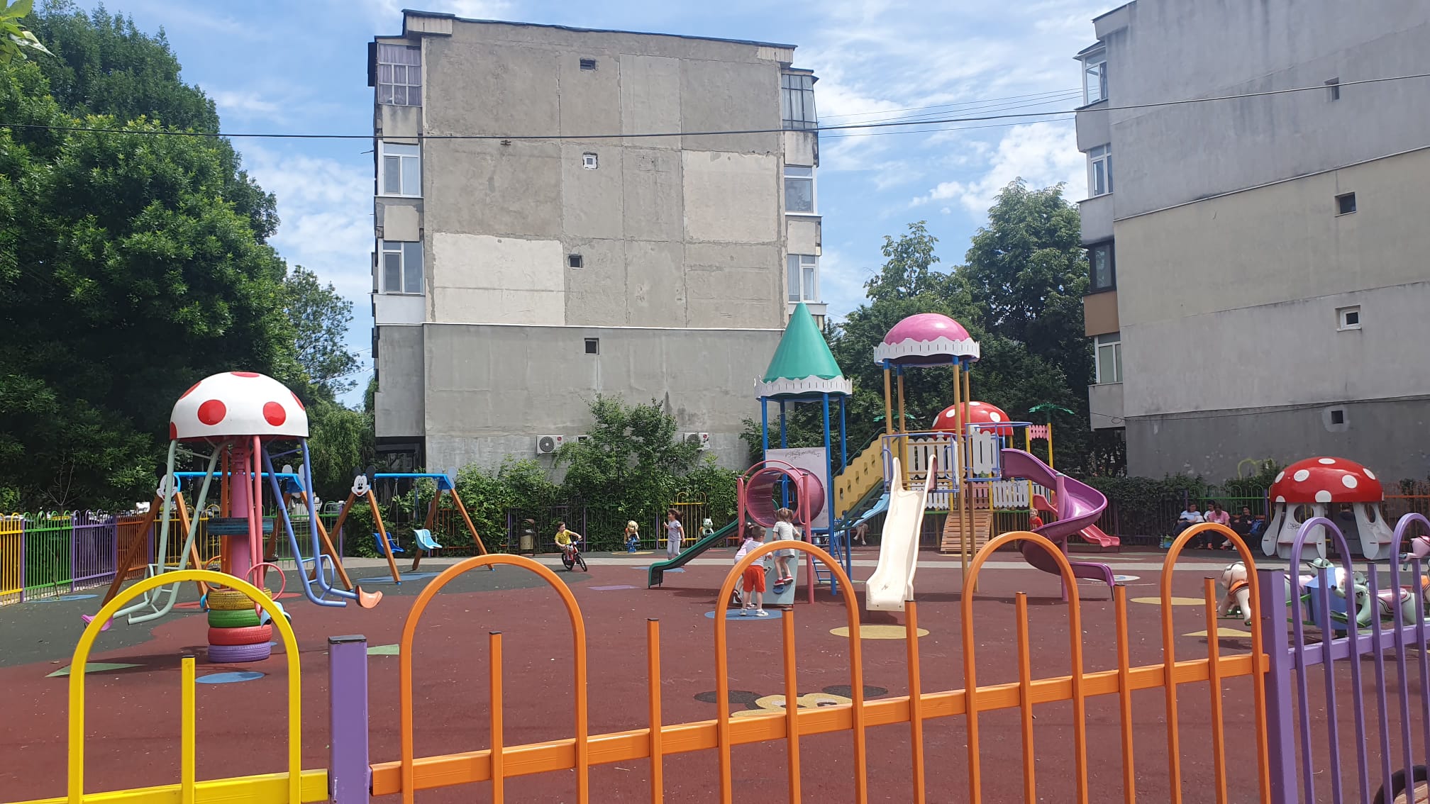 loc de joaca Ploiesti