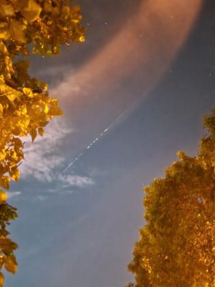 satelitii elon musk pe cer prahova