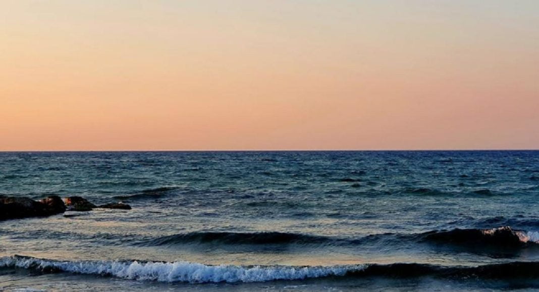 mare agitata