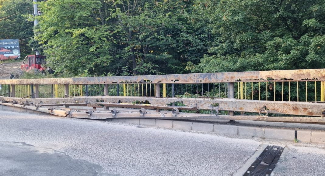 Parapet ruginit Posada DN1
