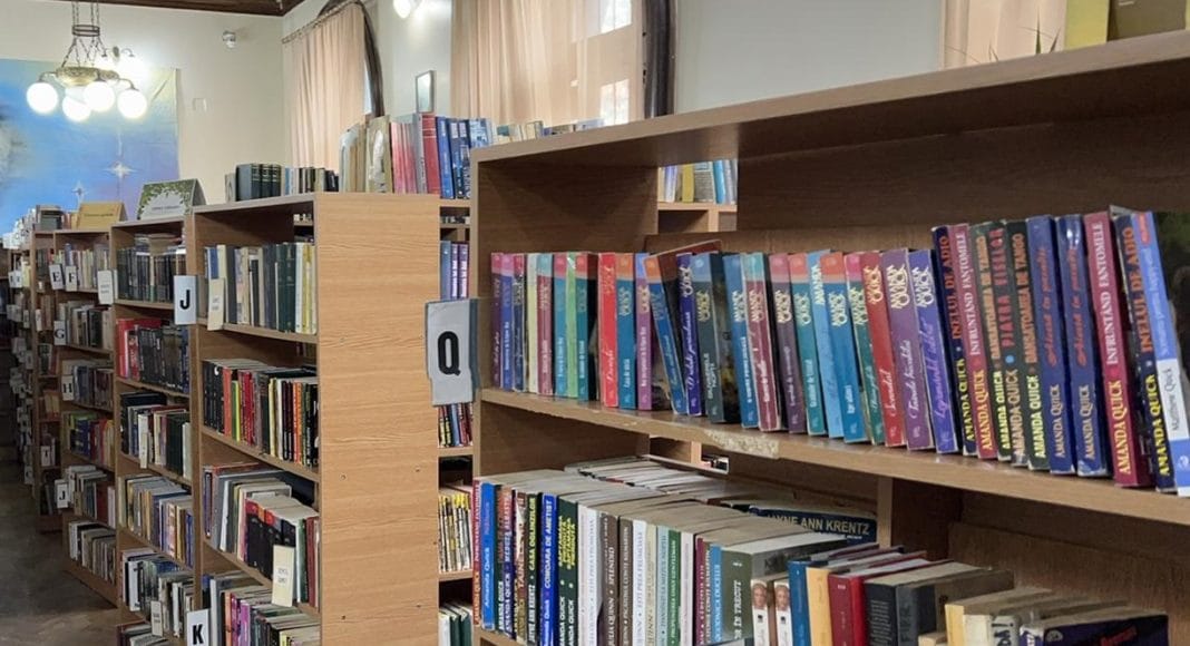 biblioteca