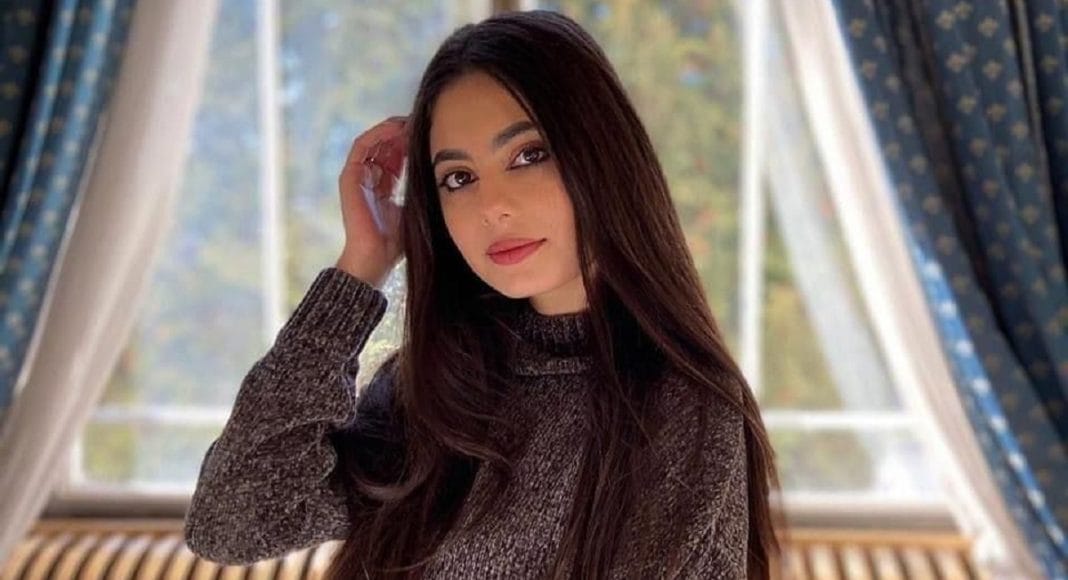 enya budurleanu