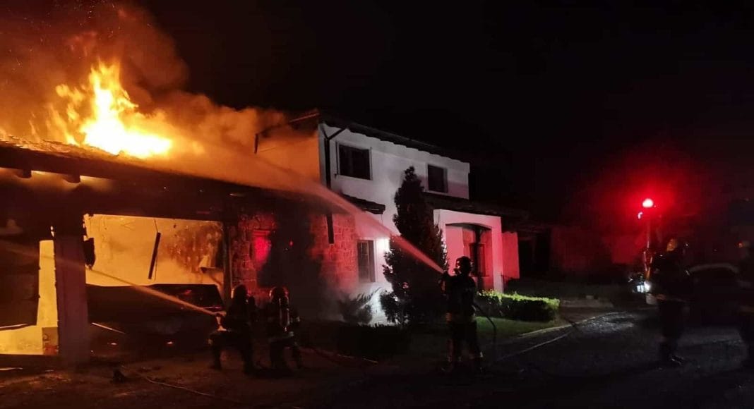 incendiu noaptea