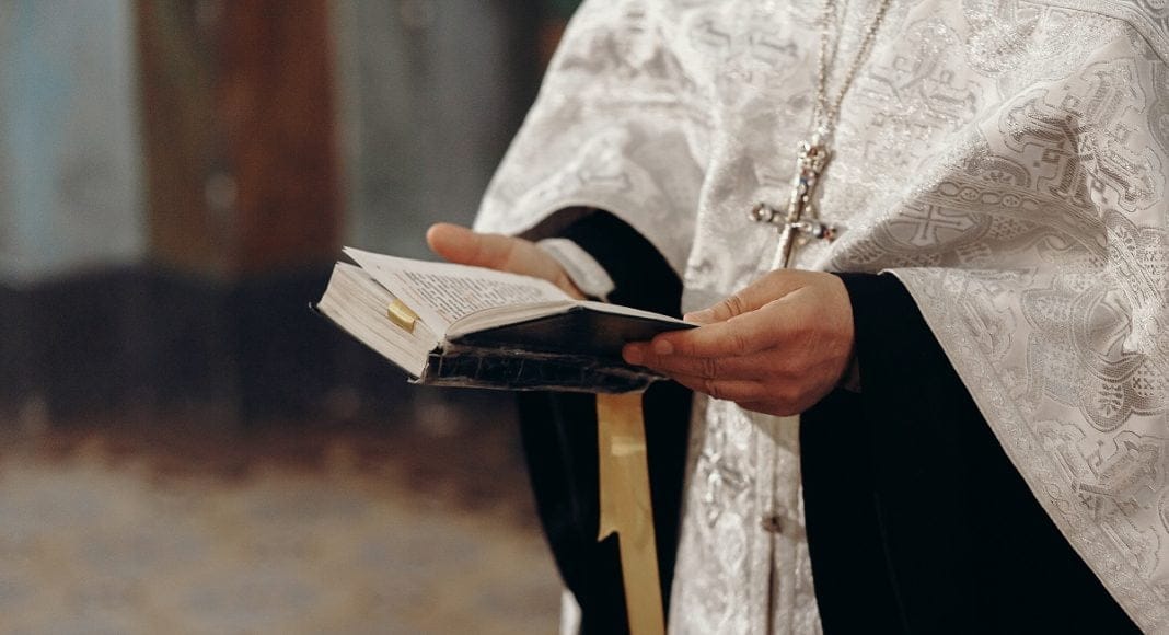 preot ortodox biblie