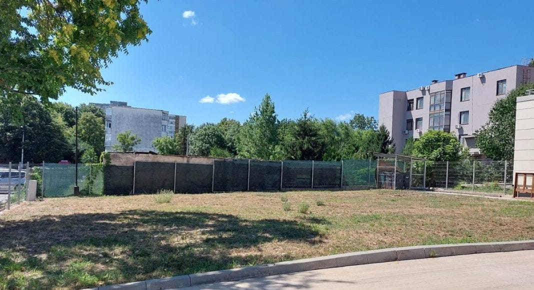 teren centru educatie incluziva ploiesti