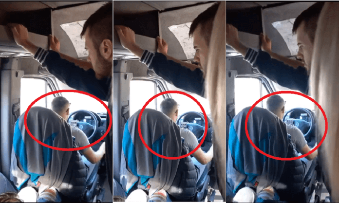 sofer microbuz butoneaza telefonul