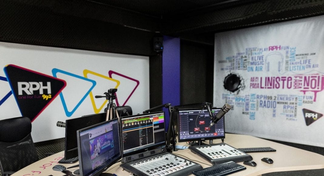 Radio Prahova la bursa angajatorilor - locuri de muncă