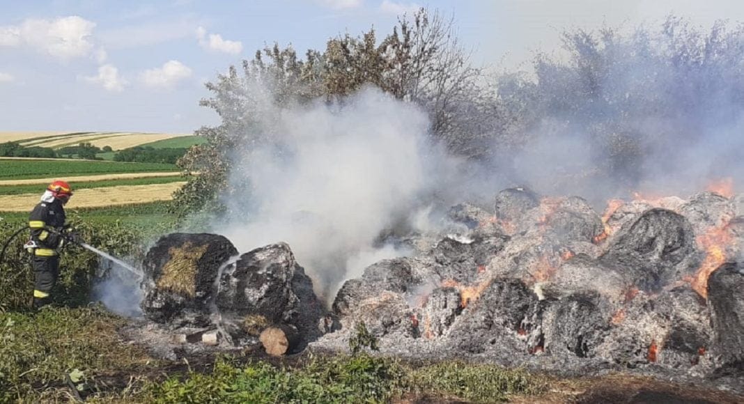incendiu baloti paie