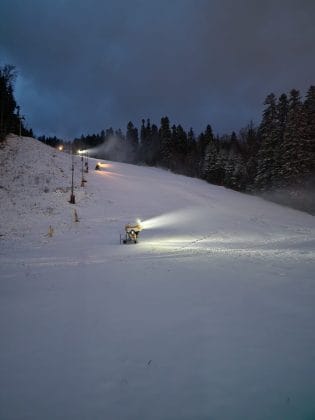 tunuri de zapada azuga