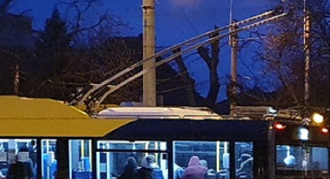 troleu noaptea
