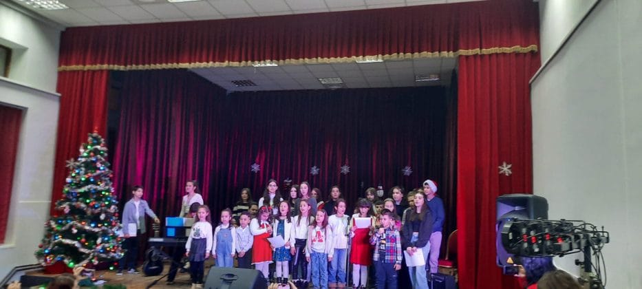 concert colinde magureni