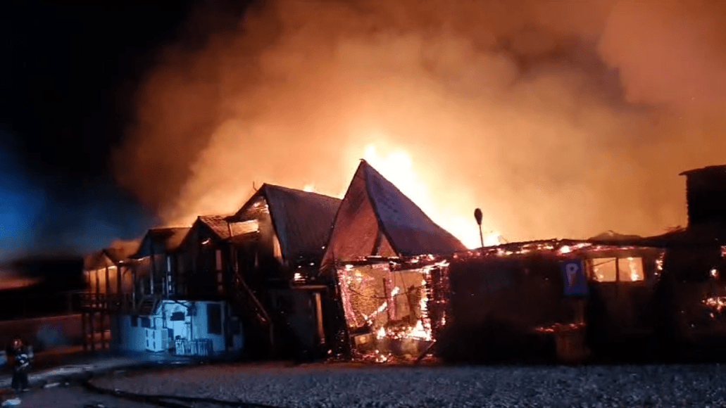 incendiu ferma dacilor prahova