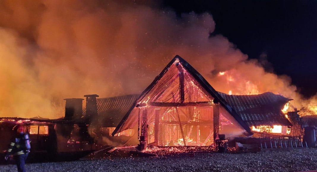 incendiu ferma dacilor
