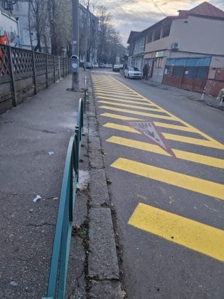 kiss&ride scoala george cosbuc ploiesti