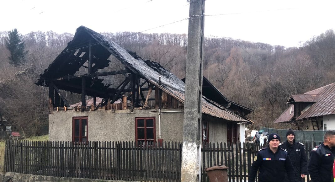 ajutoare mos craciun pompieri