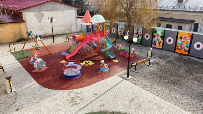 parc loc de joaca