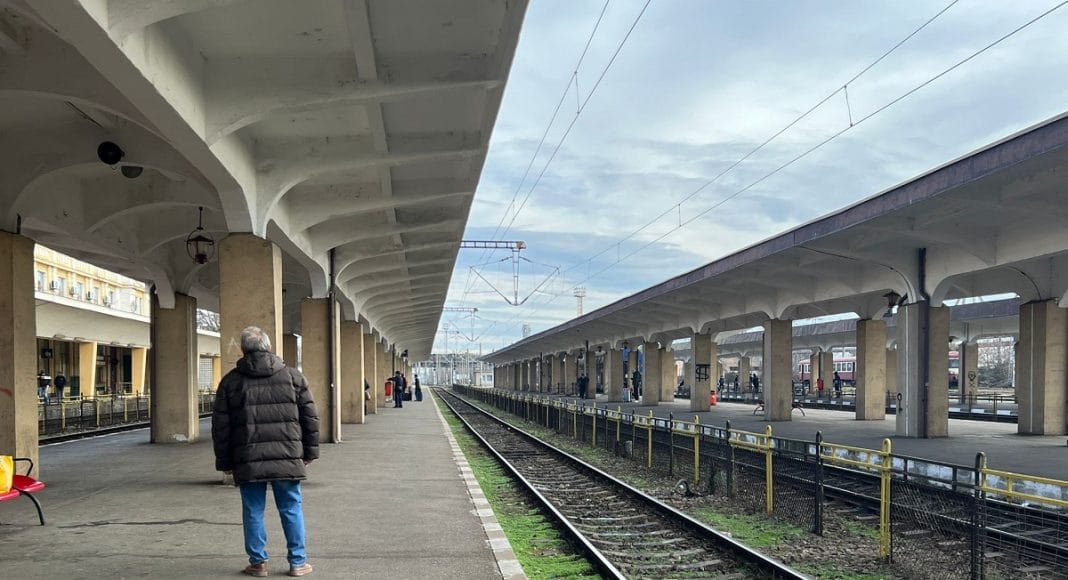 peron gara de sud ploiesti